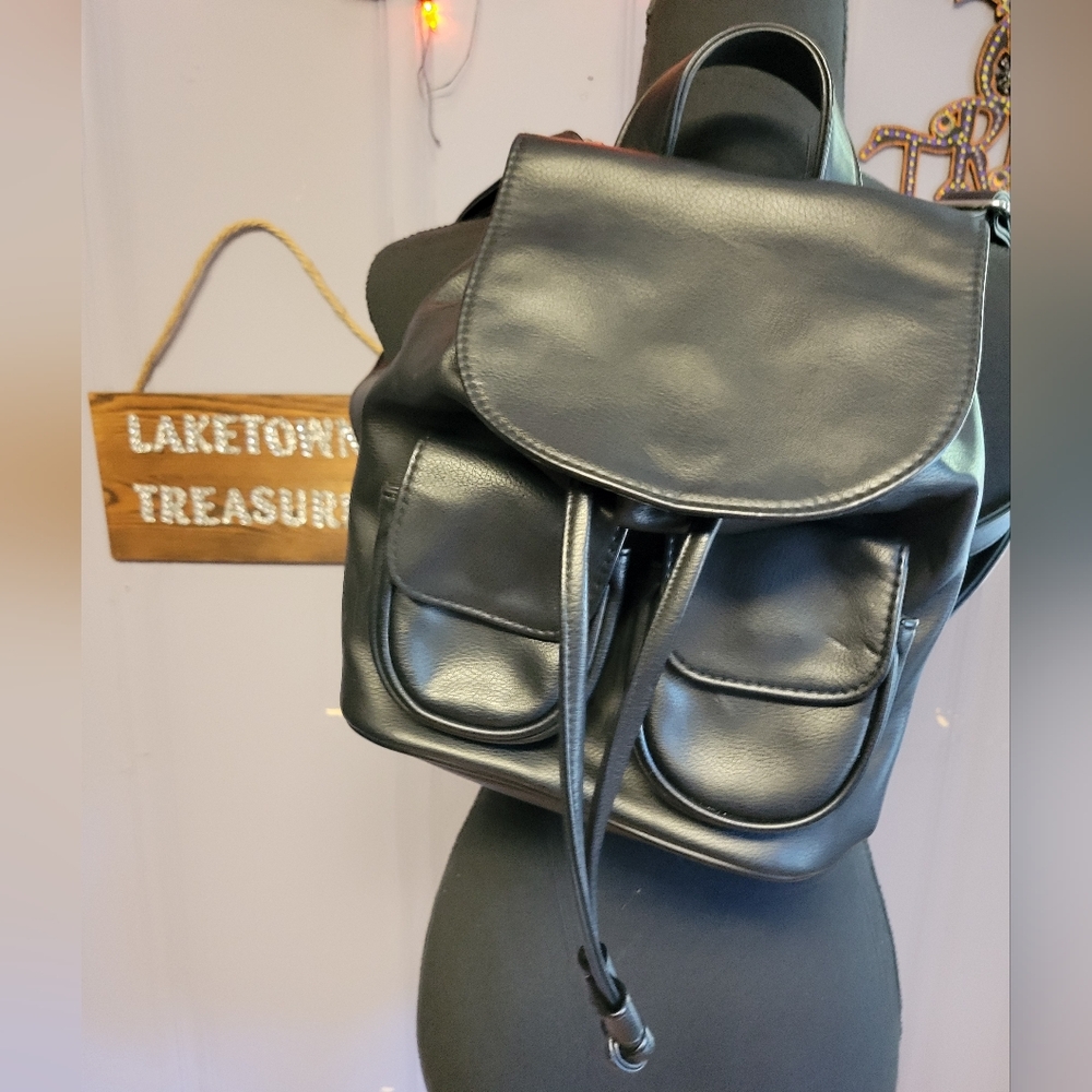Wild Fable Elegant Black Leather Backpack